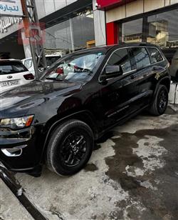 جیپ گراند شیرۆکی